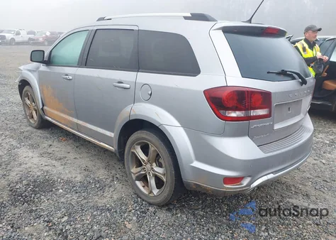 2017 Dodge Journey Crossroad Plus z USA, uszkodzony, nr VIN 3C4PDCGG9HT708656